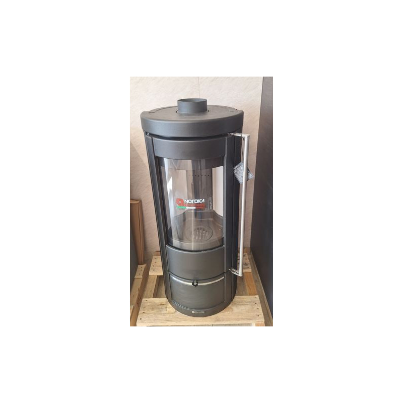 Marlena   stufa a Legna 7,5 Kw La Nordica Extraflame marlena offerta esposizione