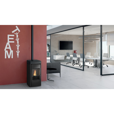 Stufa a Pellet Yana Ceramica Nera 6,9 KW Edilkamin - Da Scontare