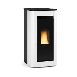 Ilary stufa a pellet bianca ermetica ventilata 8 kw La Nordica Extraflame