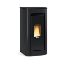 Ilary stufa a pellet nera ermetica ventilata 8 kw La Nordica Extraflame