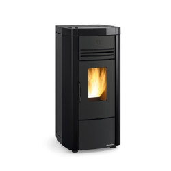 Angela Evo pellet stove hermetic black 8 kw la Nordica Extraflame
